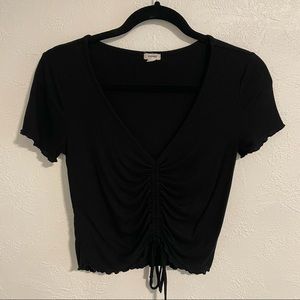 Garage v-neck scrunch t-shirt black size medium